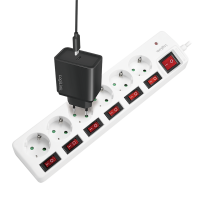 Stekkerdoos 6-voudig met 7 schakelaars, 6x CEE 7/3, wit
