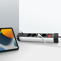 Stopcontact 4-voudig + schakelaar, 4x CEE 7/3, 1x USB-A, 1x USB-C